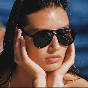 Le Specs Tragic Magic black